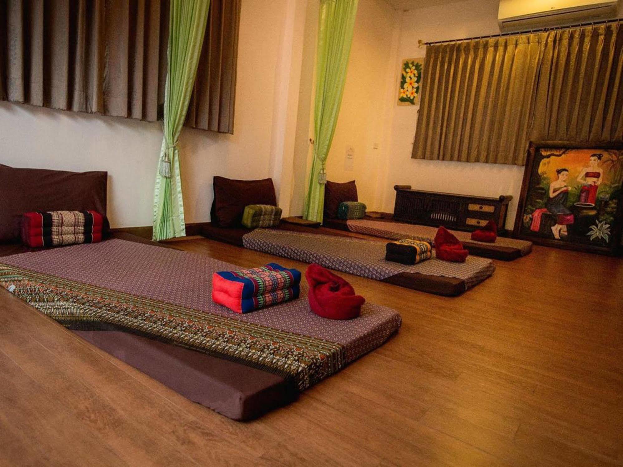 Ploykhumthong Boutique 4* Бангкок